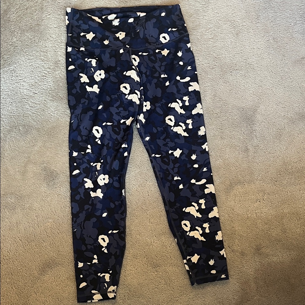 Old Navy Blue and White Floral Leggings